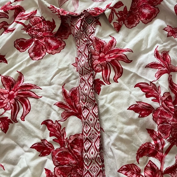 Red Floral Button-Up Shirt - Picture 2 of 6